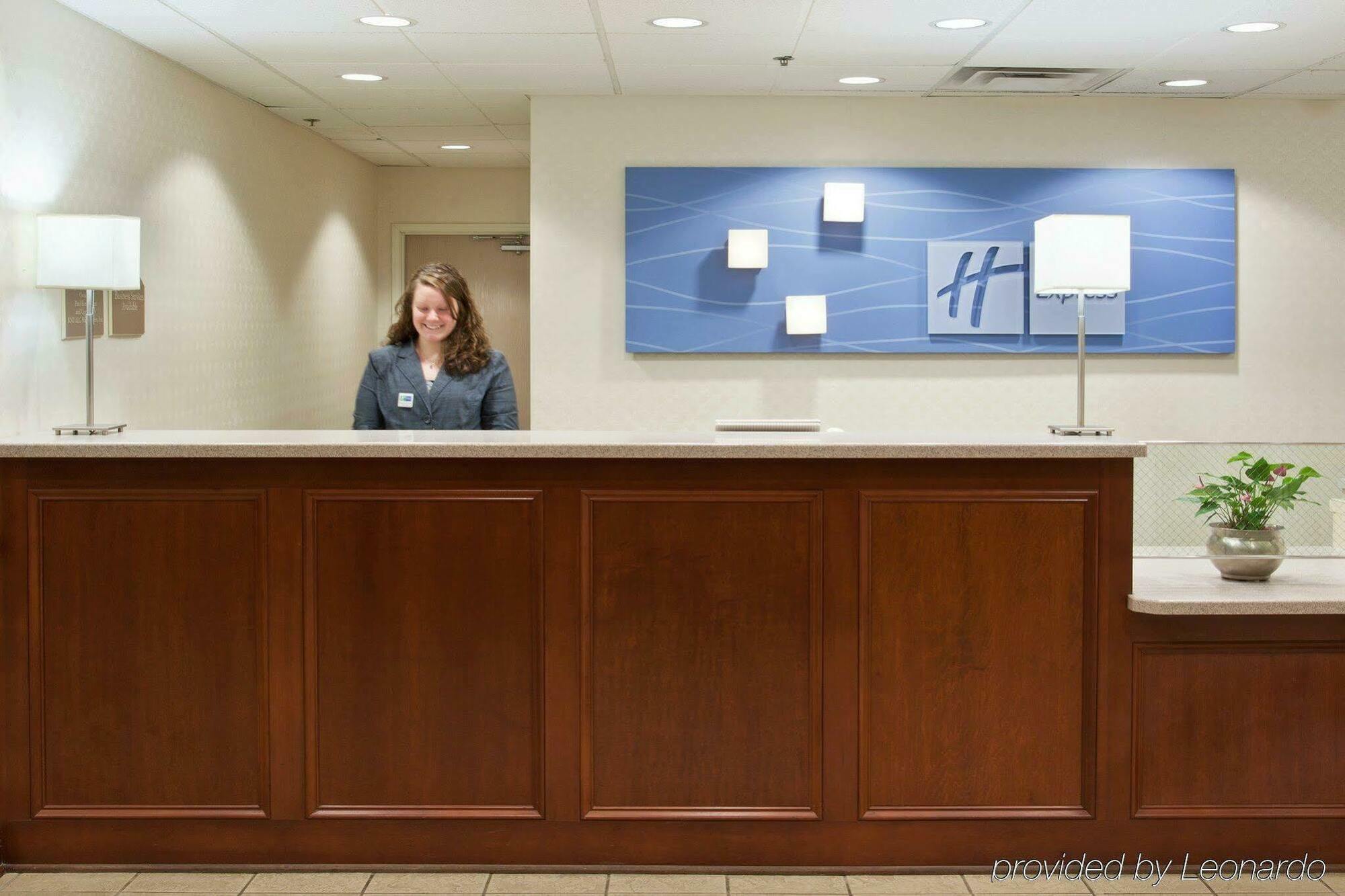 Holiday Inn Express Columbus - Ohio Expo Center By Ihg Ngoại thất bức ảnh